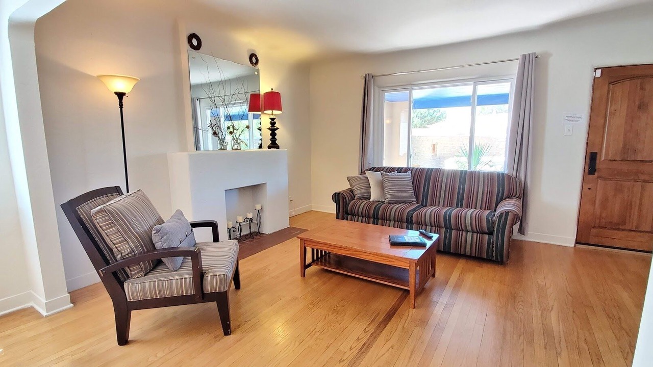 Photo of Livingroom in Nob Hill
