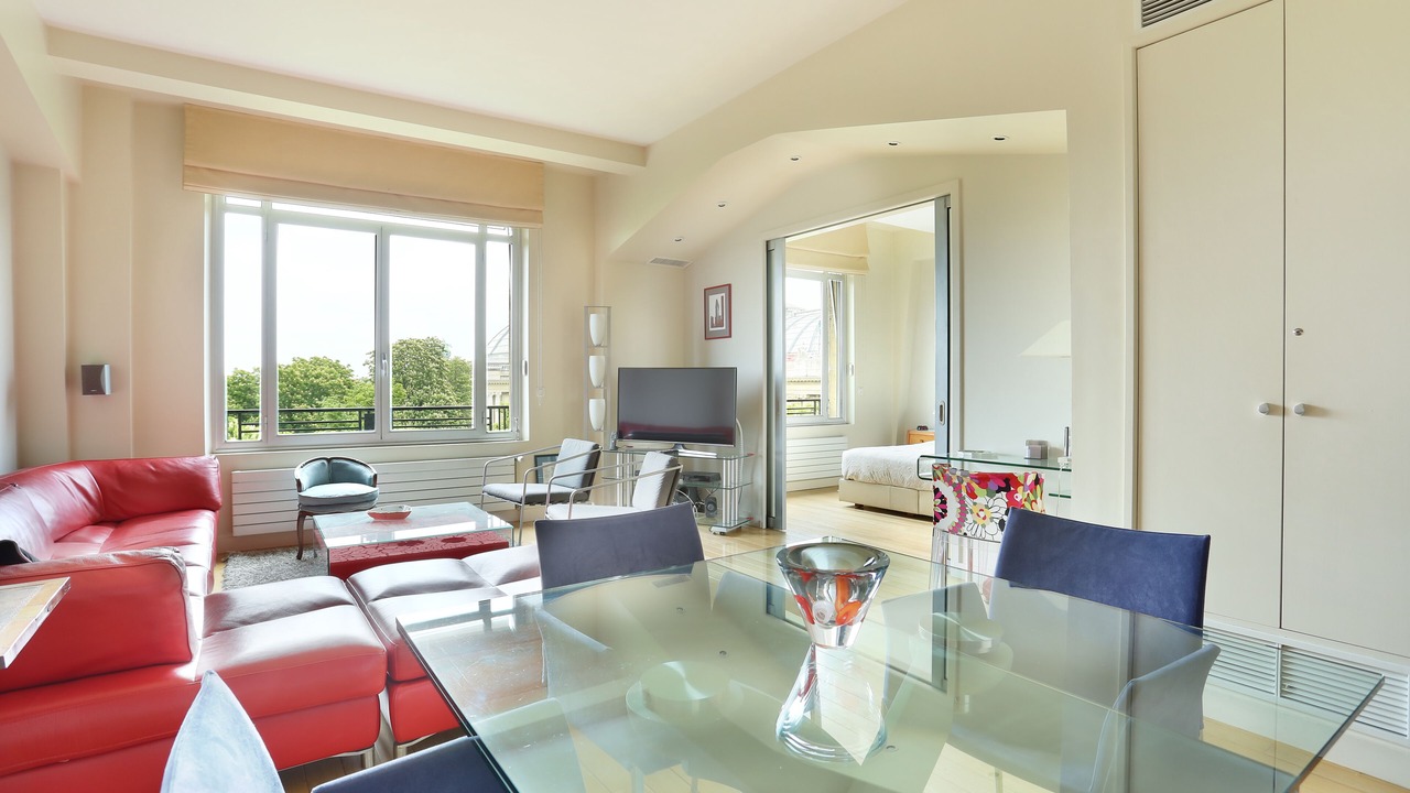 Photo of Livingroom in Champs-Elysees