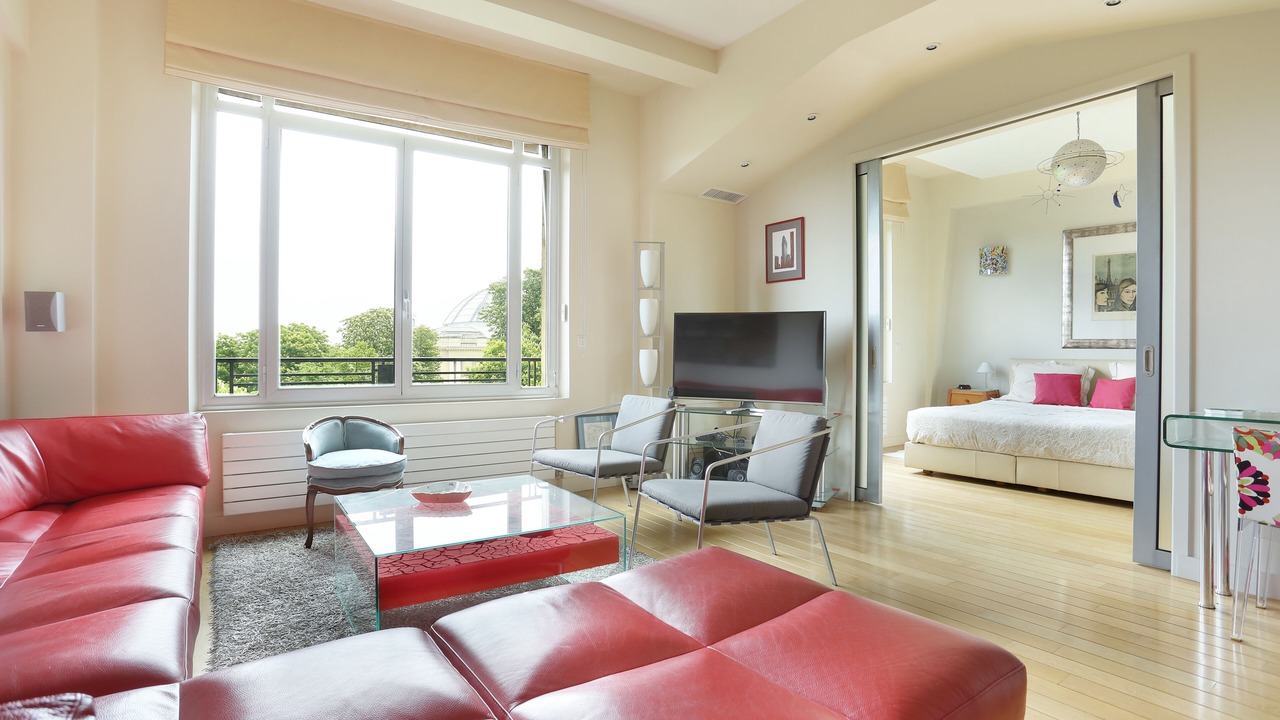 Photo of Bedroom in Champs-Elysees