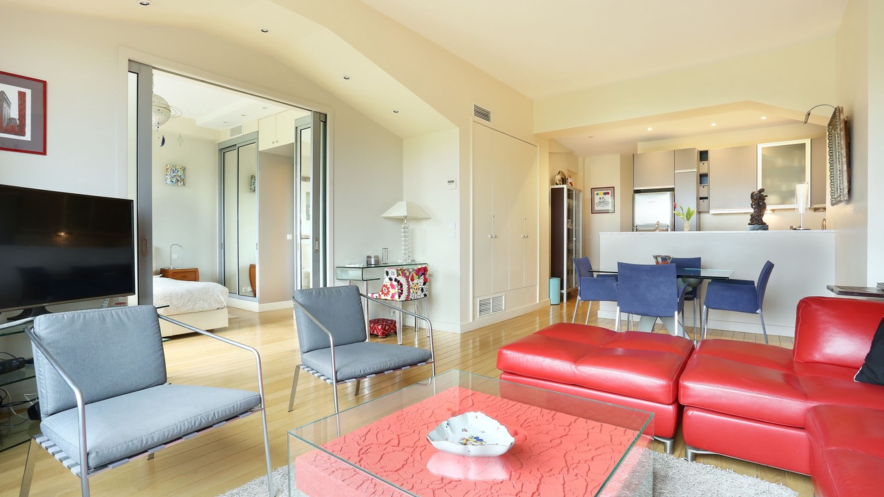 Photo of Livingroom in Champs-Elysees
