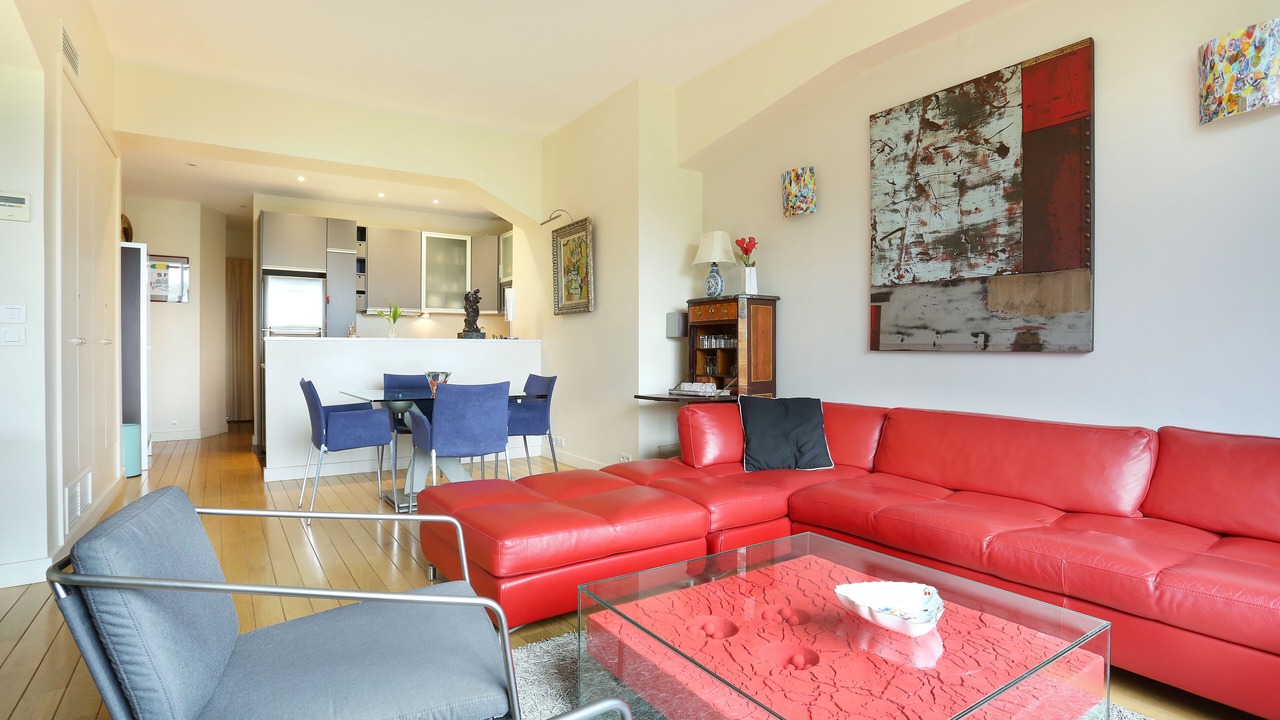 Photo of Livingroom in Champs-Elysees