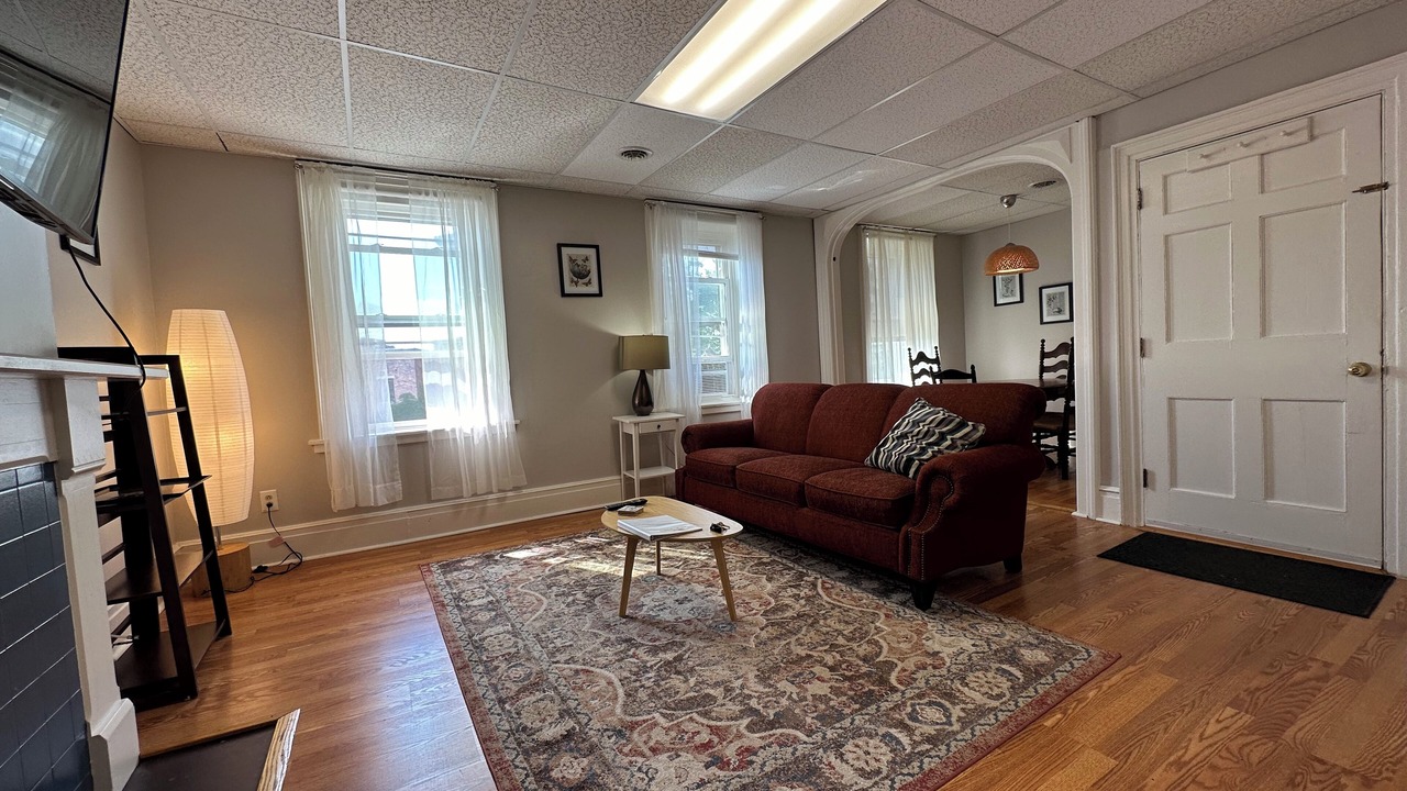 Photo of Livingroom in Troy