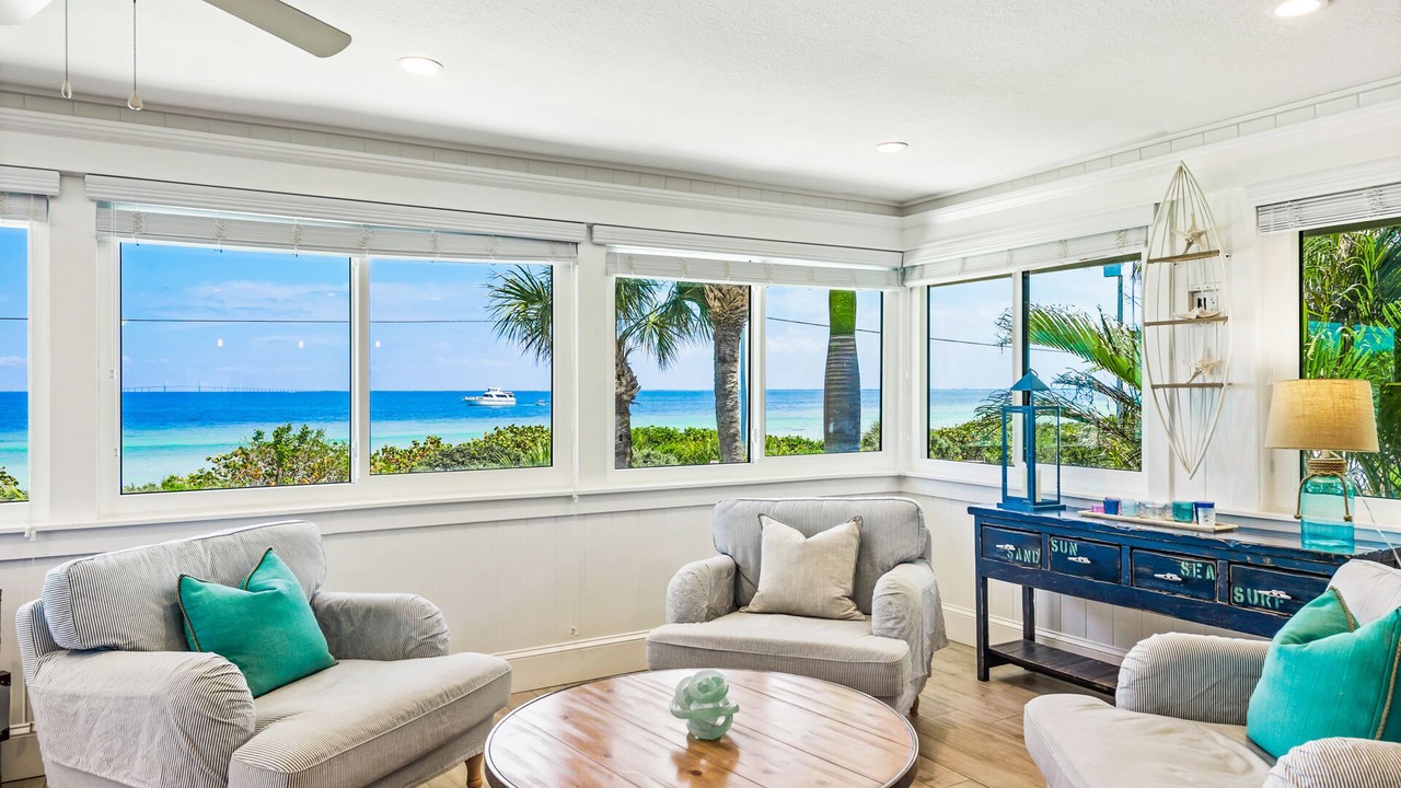 Photo of Livingroom in Anna Maria