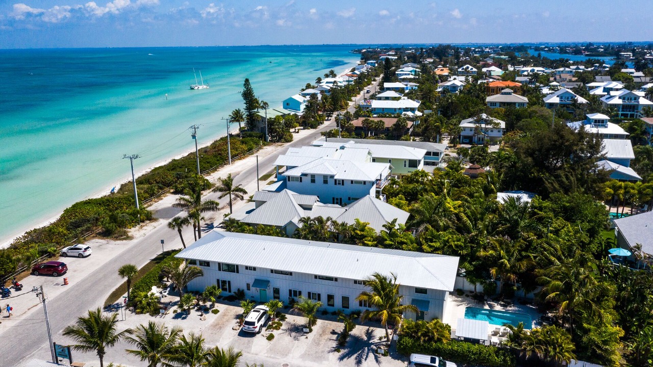 Photo of Others in Anna Maria