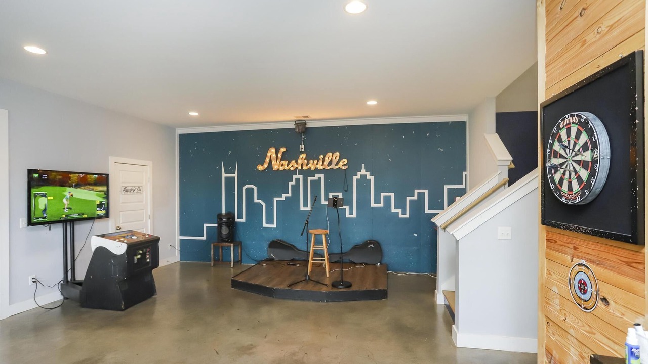 Photo of Others in Nashville