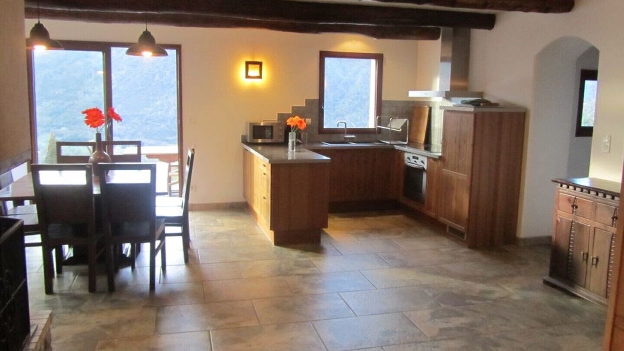 Photo of Kitchen in Camparan