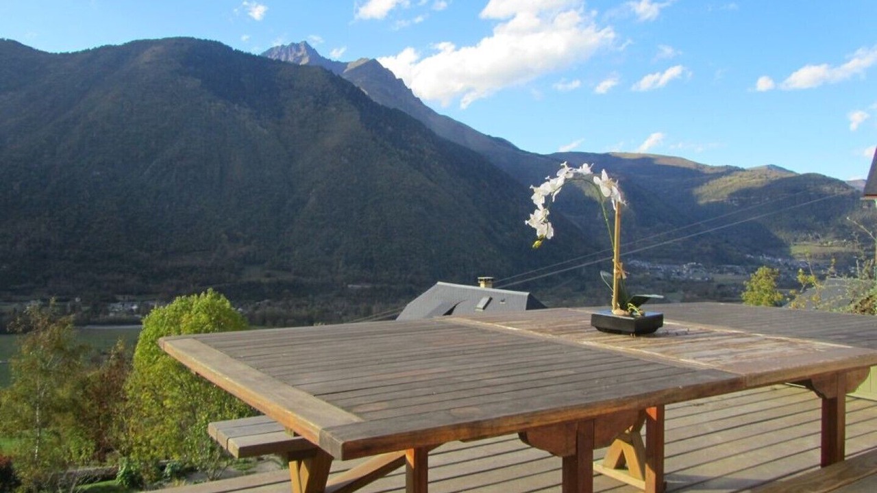 Photo of Outdoor in Camparan