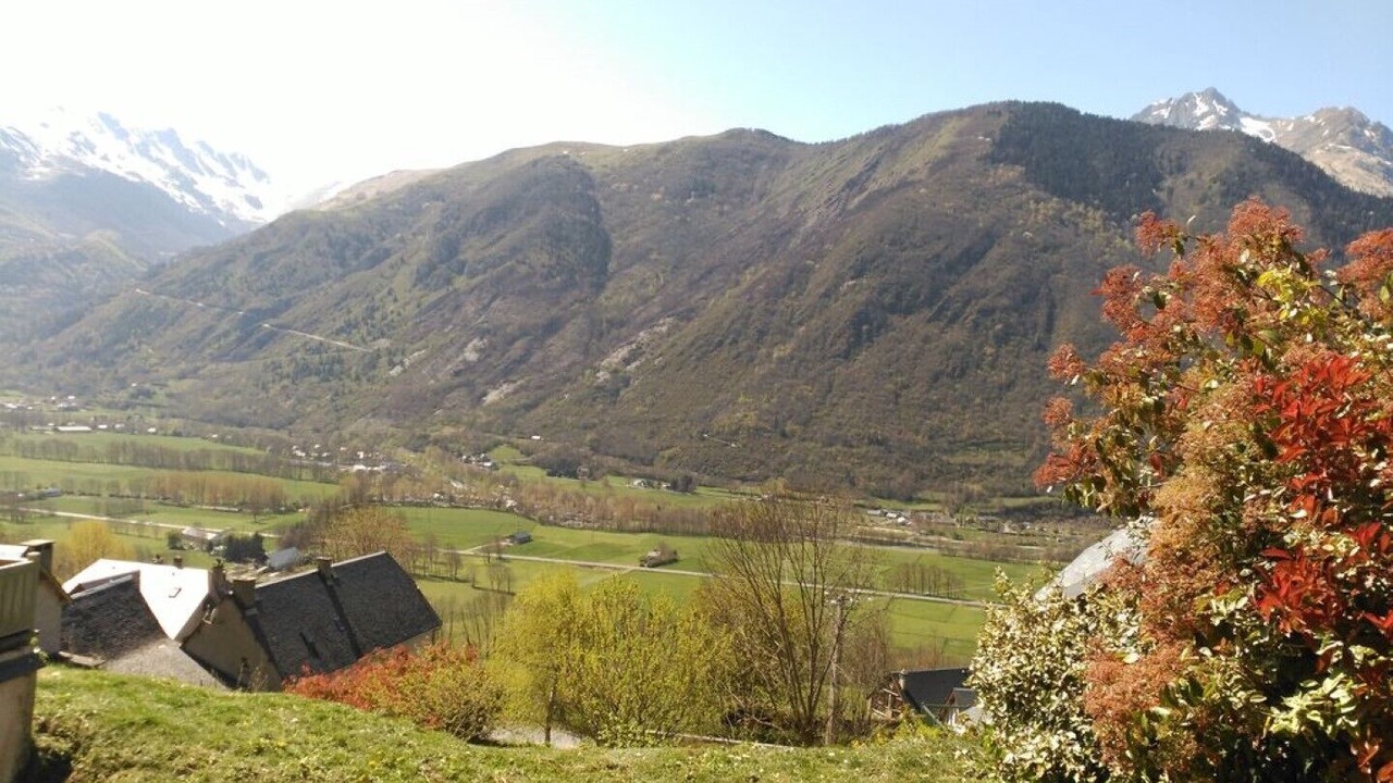 Photo of Outdoor in Camparan