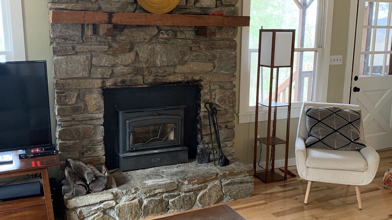 Photo of Livingroom in Asheville