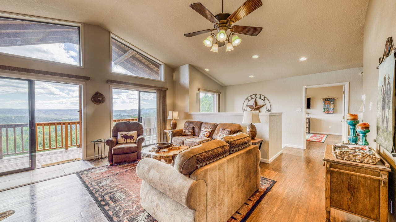 Photo of Bedroom in Ruidoso