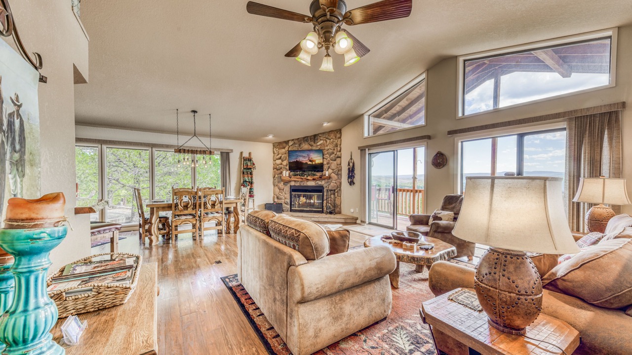 Photo of Bedroom in Ruidoso