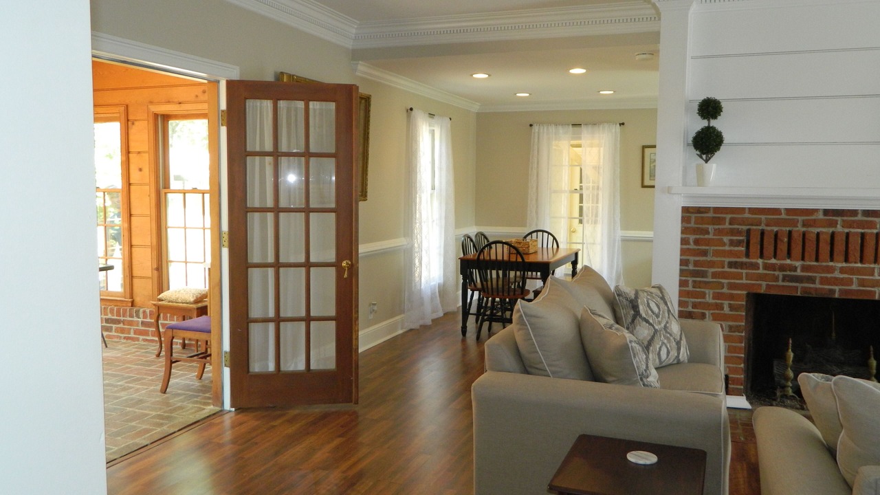 Photo of Livingroom in Chickamauga