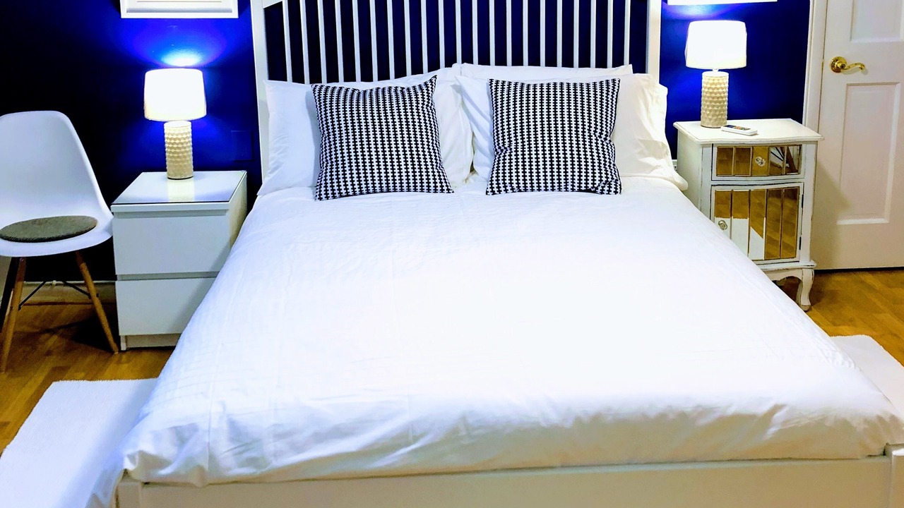 Photo of Bedroom in Ludlam