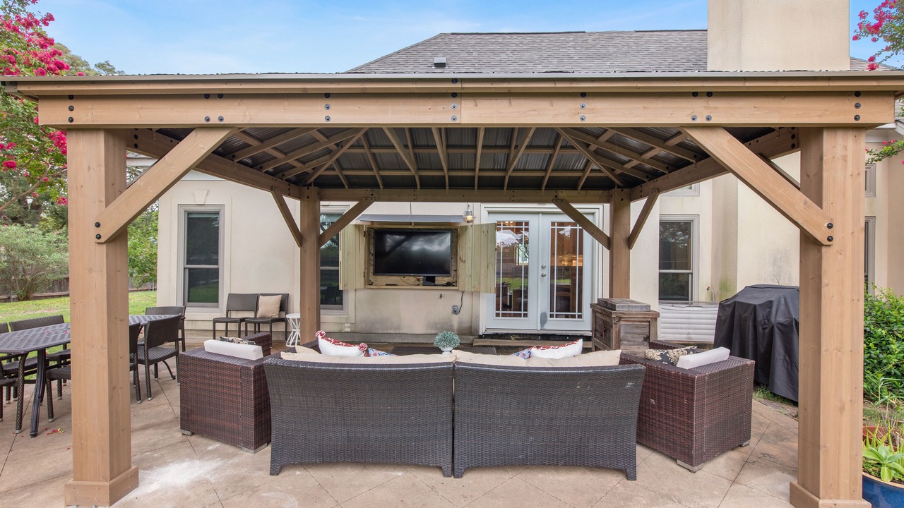 Photo of Outdoor in Country Club Estates