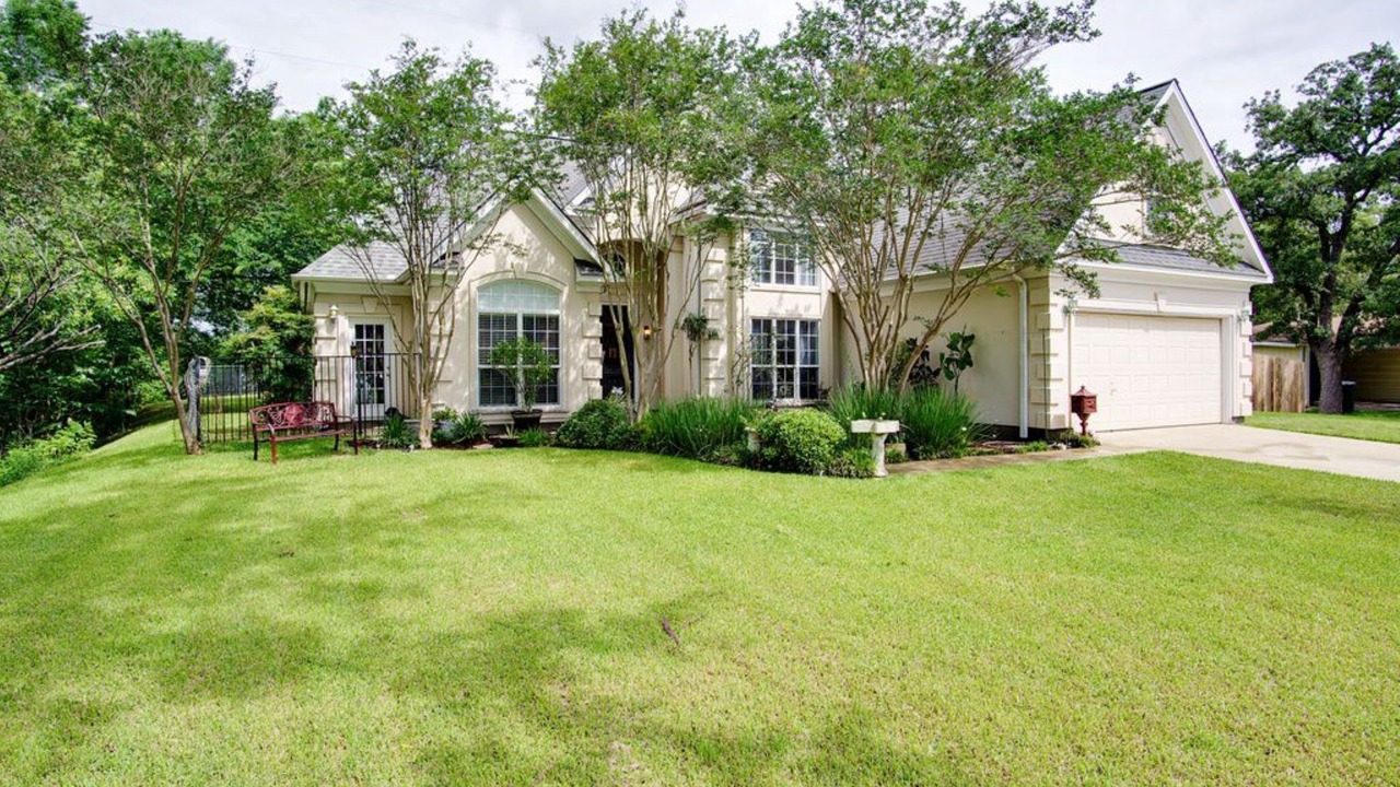 Photo of Others in Country Club Estates