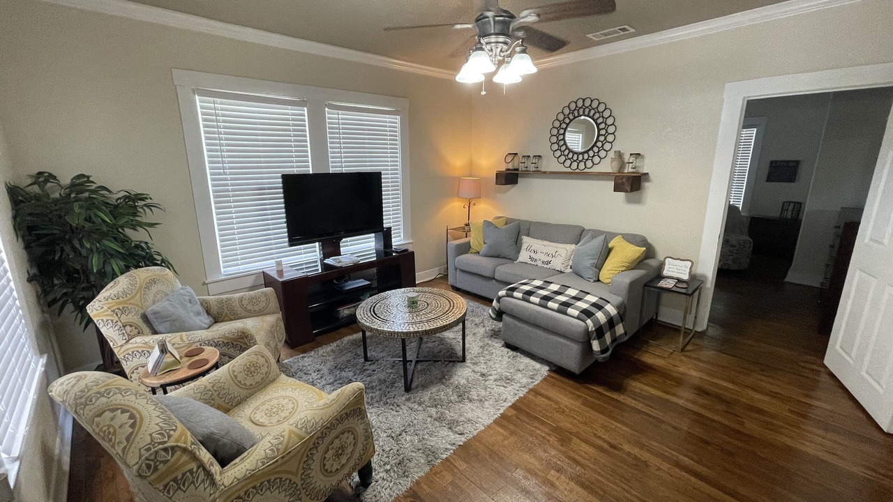 Photo of Livingroom in Brazos