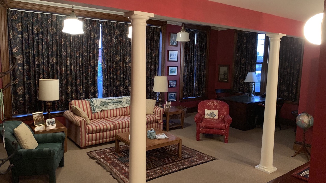 Photo of Livingroom in Clayton