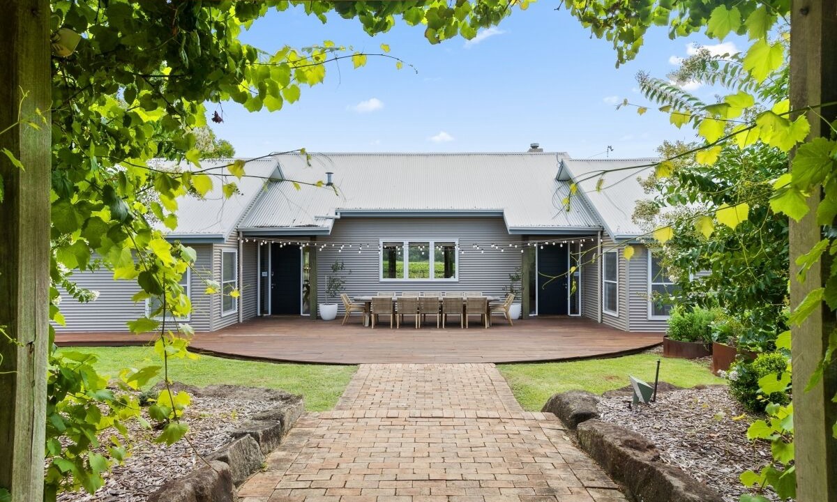 Photo of Outdoor in Broke