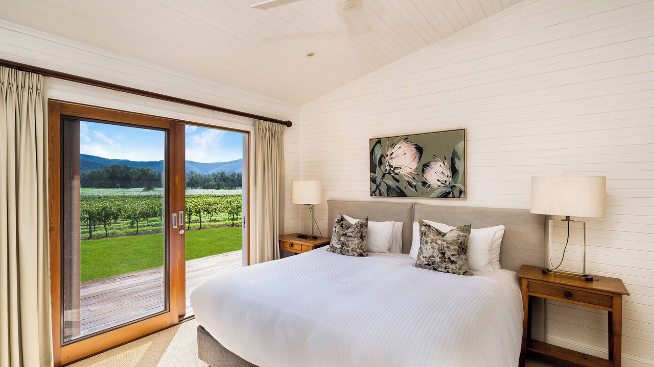 Photo of Bedroom in Broke