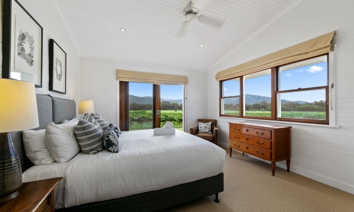 Photo of Bedroom in Broke