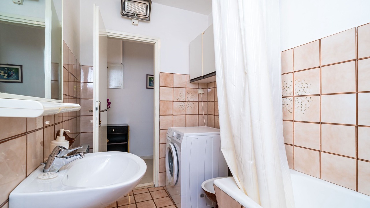 Photo of Bathroom in Gornji Kono