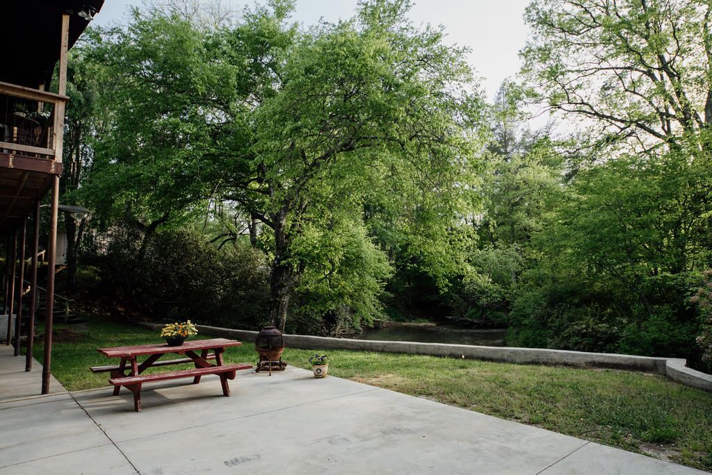 Photo of Outdoor in Mountain Rest