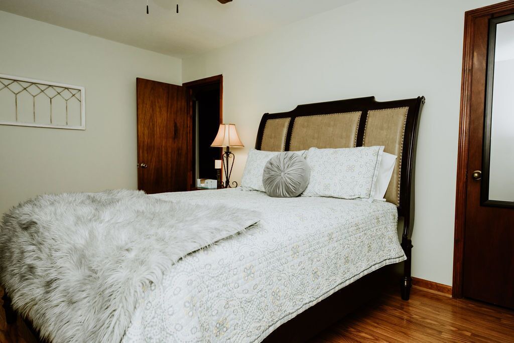 Photo of Bedroom in Mountain Rest