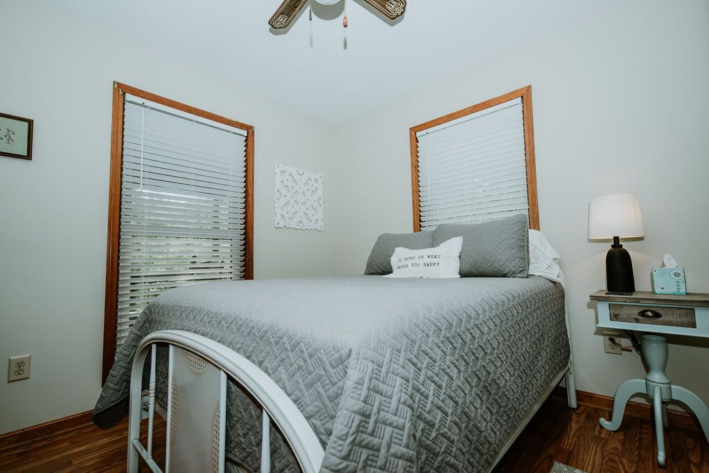 Photo of Bedroom in Mountain Rest
