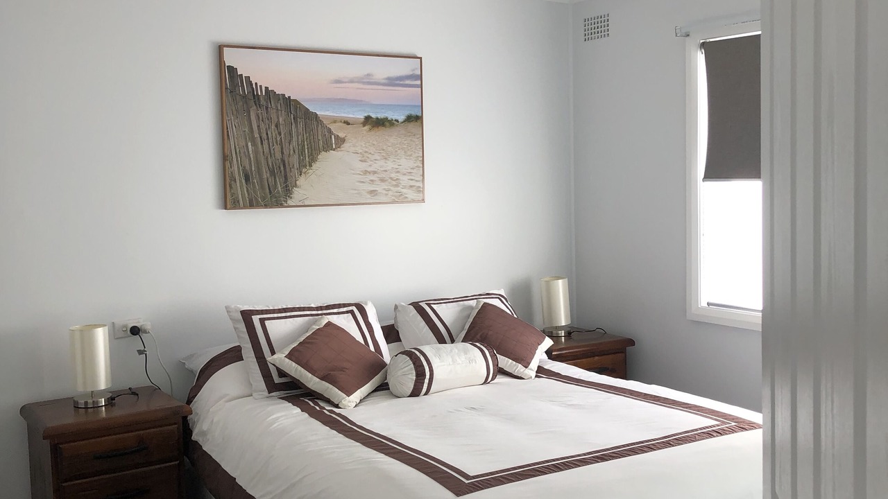 Photo of Bedroom in Orange East