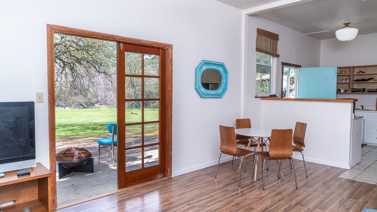 Photo of Livingroom in Kaweah
