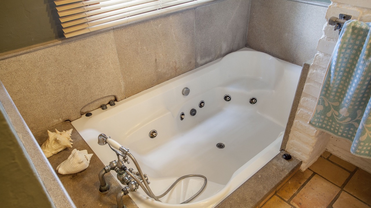 Photo of Bathroom in Naquera