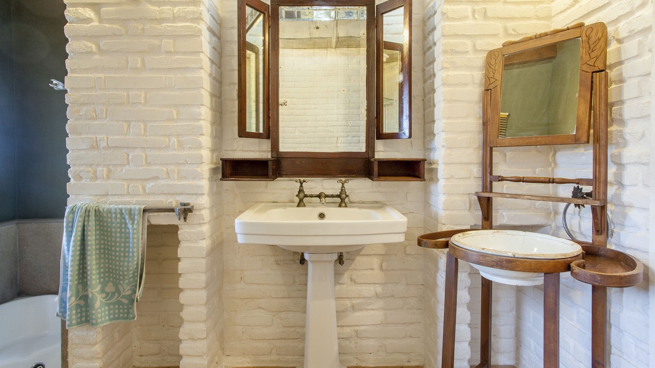Photo of Bathroom in Naquera