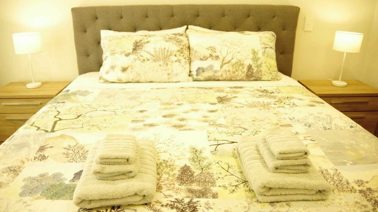 Photo of Bedroom in Hamilton Lake