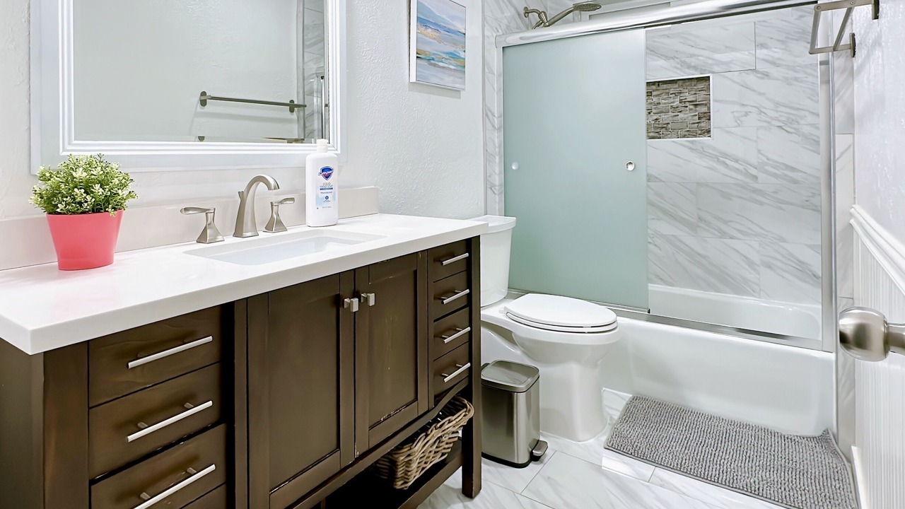 Photo of Bathroom in Northeast Carrollton