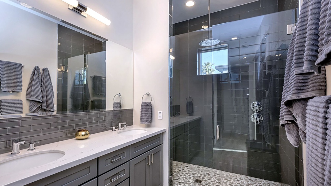 Photo of Bathroom in Arcadia