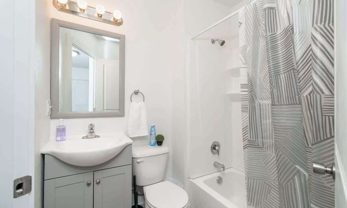 Photo of Bathroom in West Central