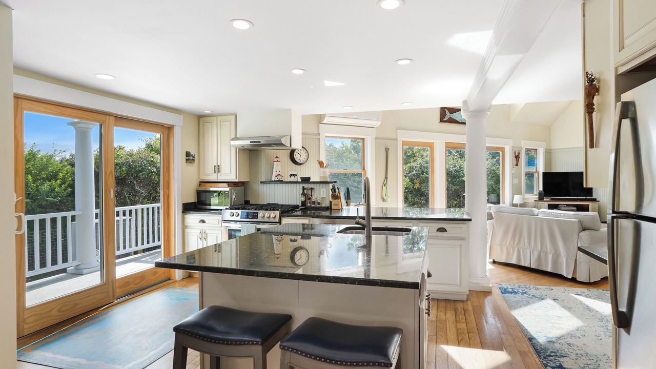 Photo of Others in Aquinnah