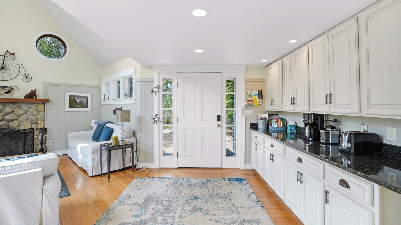 Photo of Others in Aquinnah