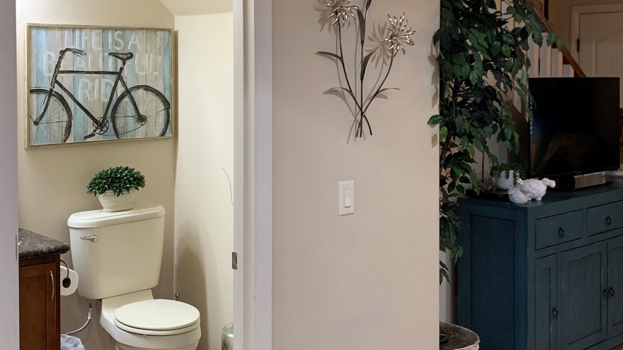 Photo of Bedroom in Oak Creek
