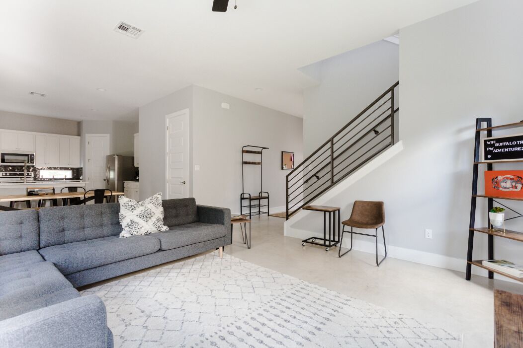 Photo of Livingroom in Apache Shores