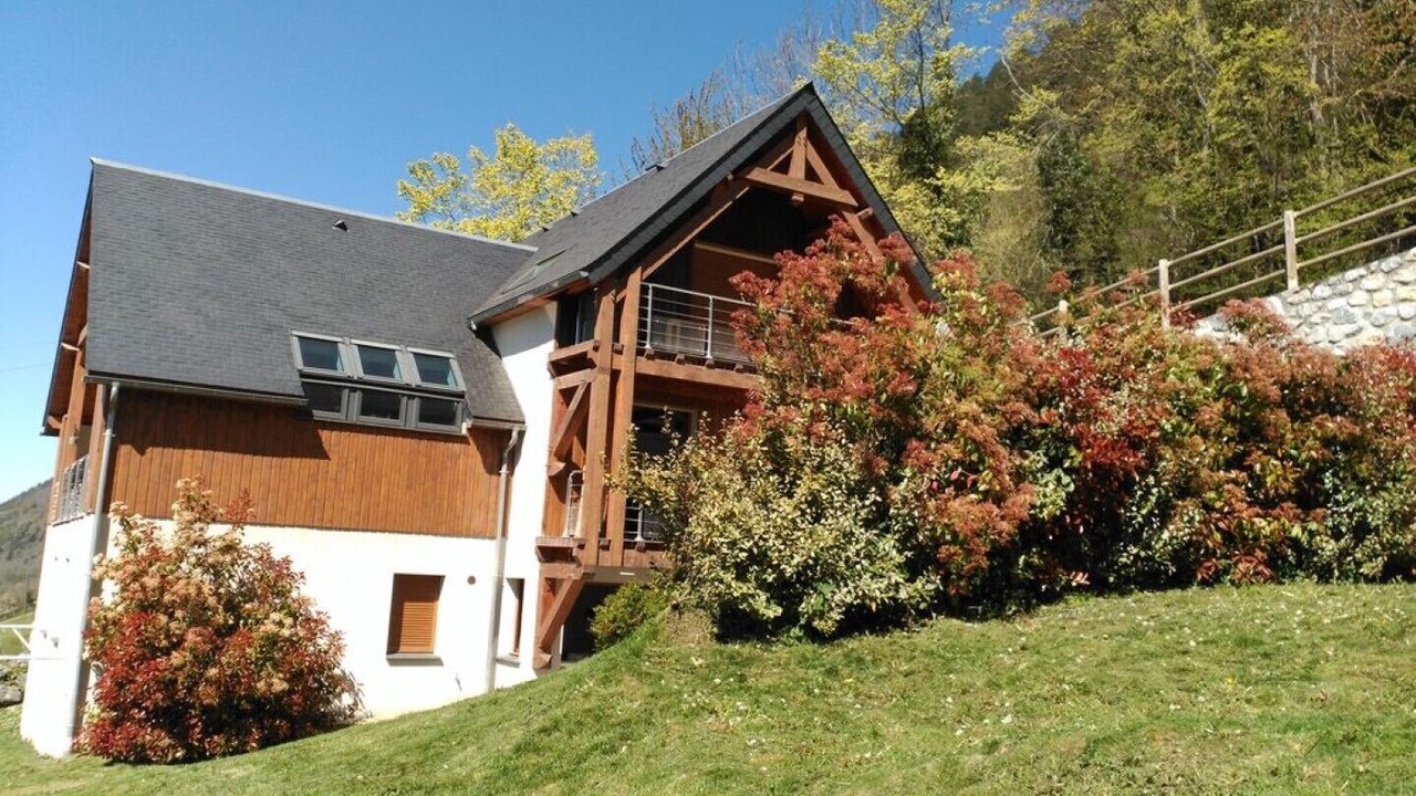Photo of Outdoor in Camparan