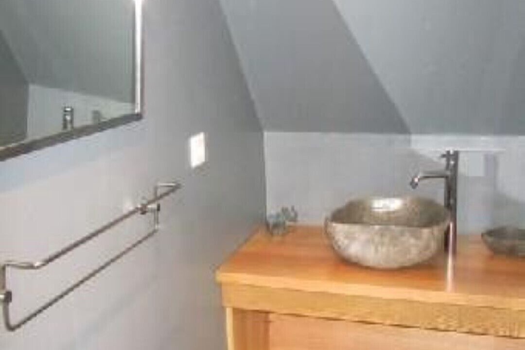 Photo of Bathroom in Camparan