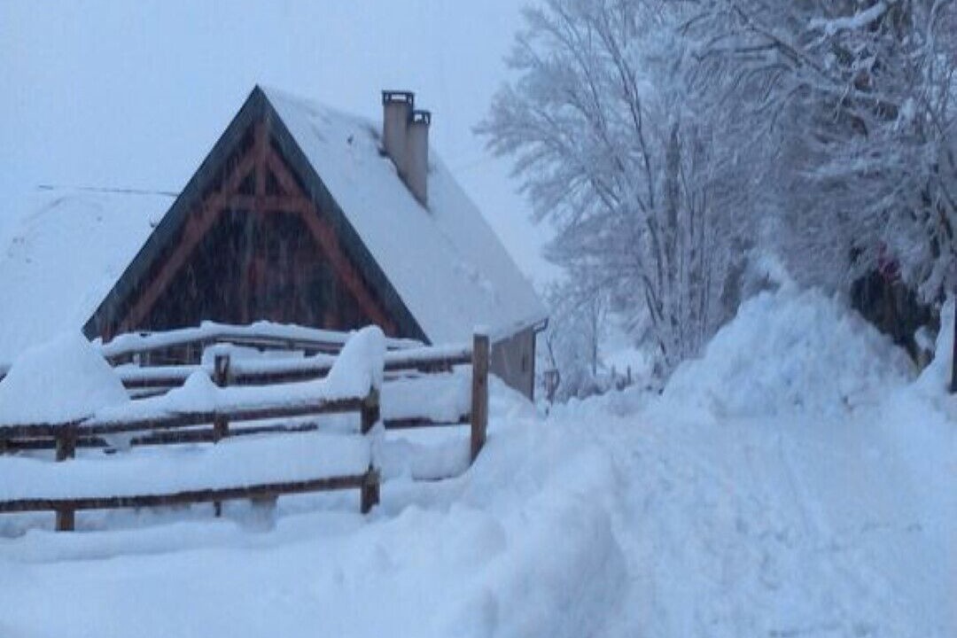 Photo of Outdoor in Camparan