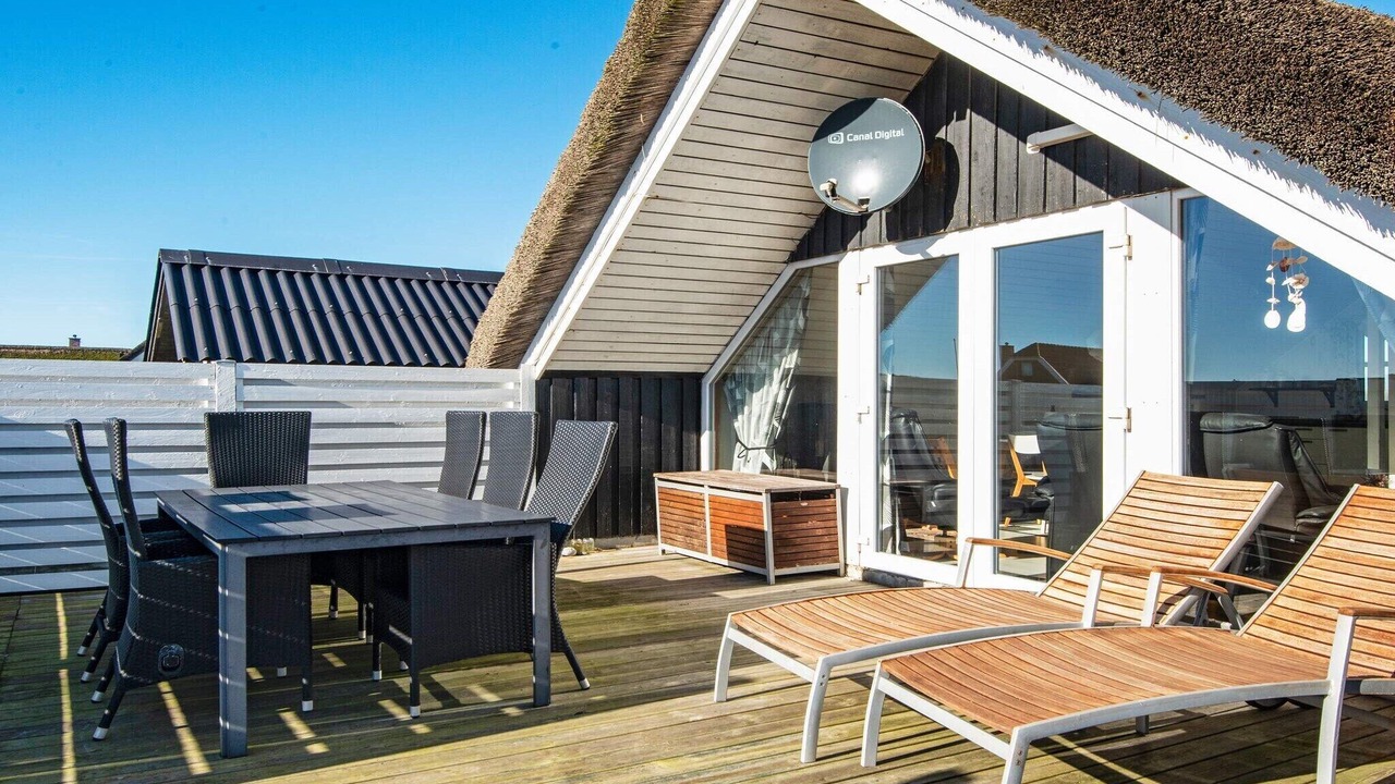 Photo of Outdoor in Vrist Strand