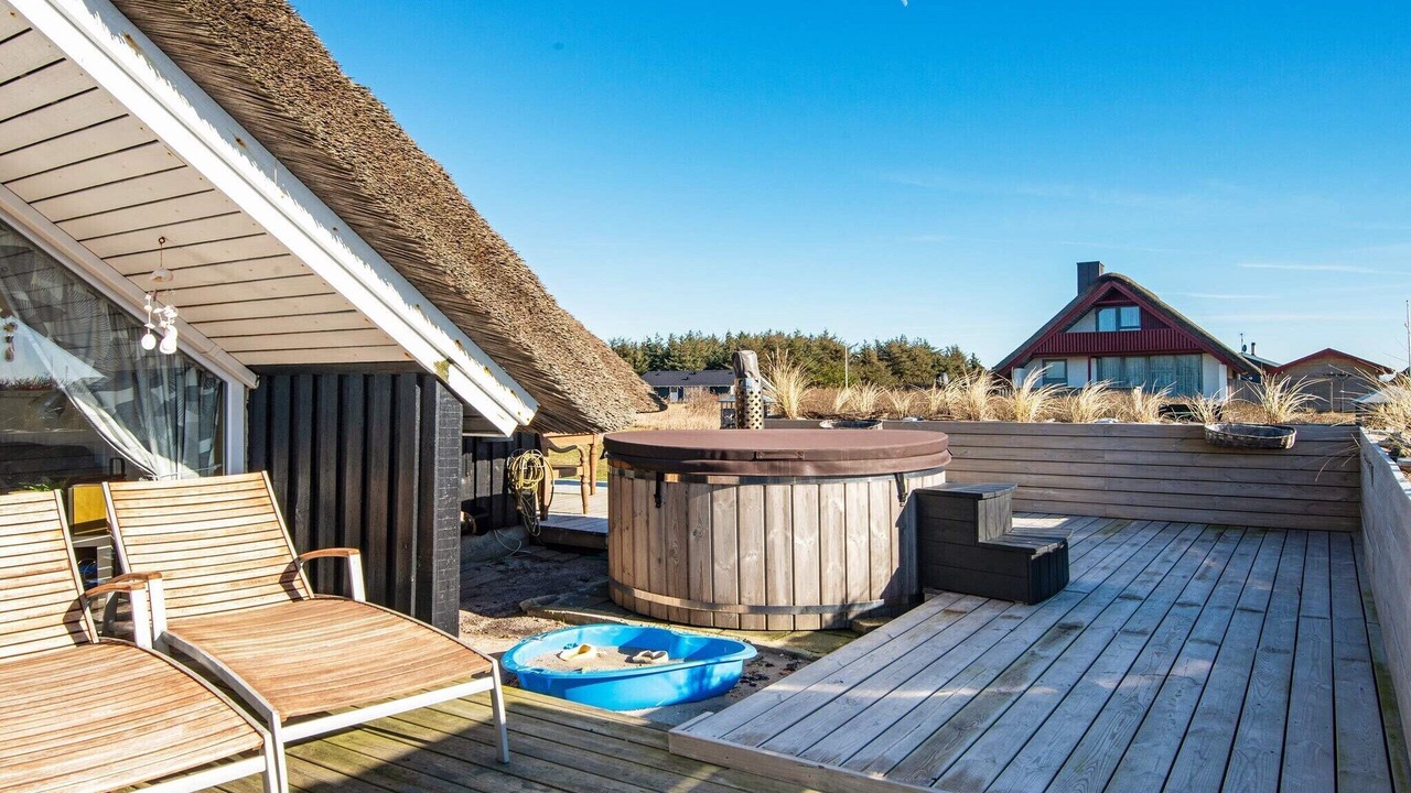 Photo of Outdoor in Vrist Strand