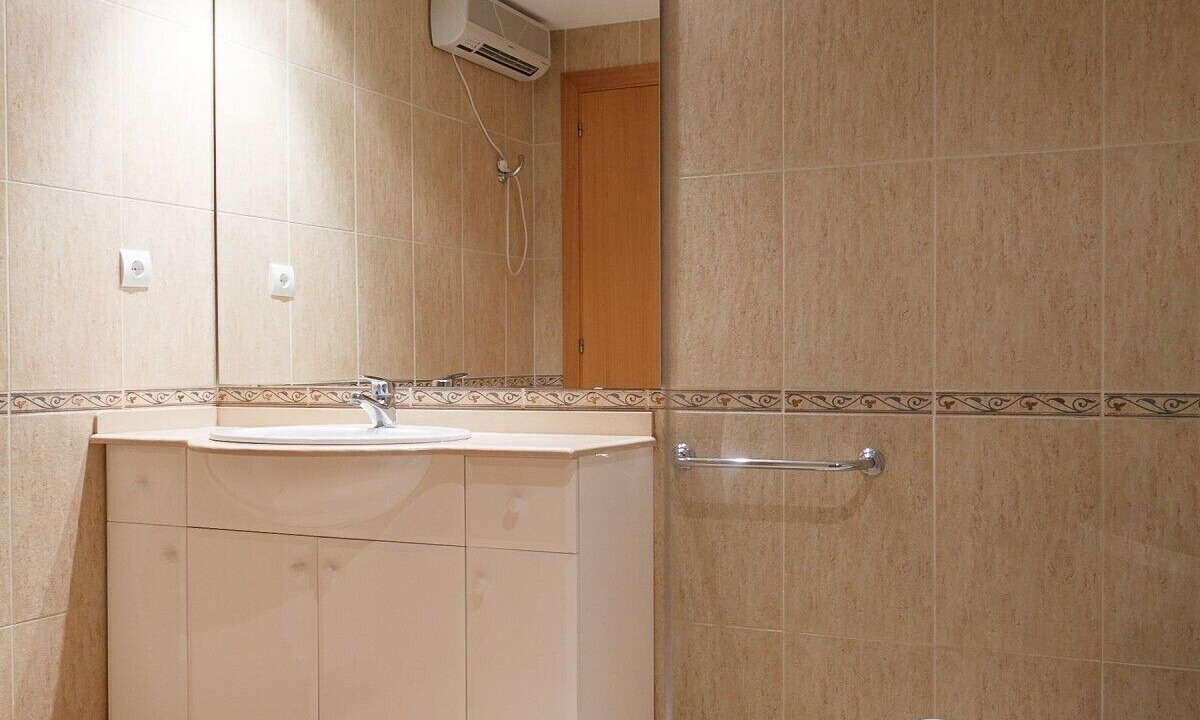 Photo of Bathroom in Vandellos i l'Hospitalet de l'Infant