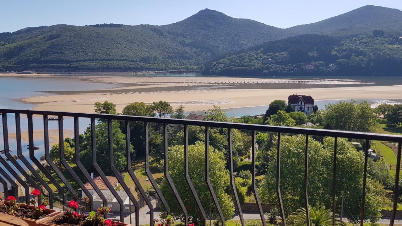 Photo of Outdoor in Busturia