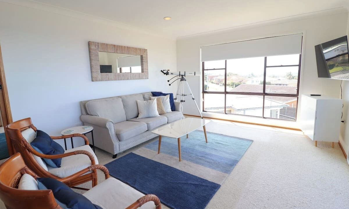 Photo of Livingroom in Caves Beach