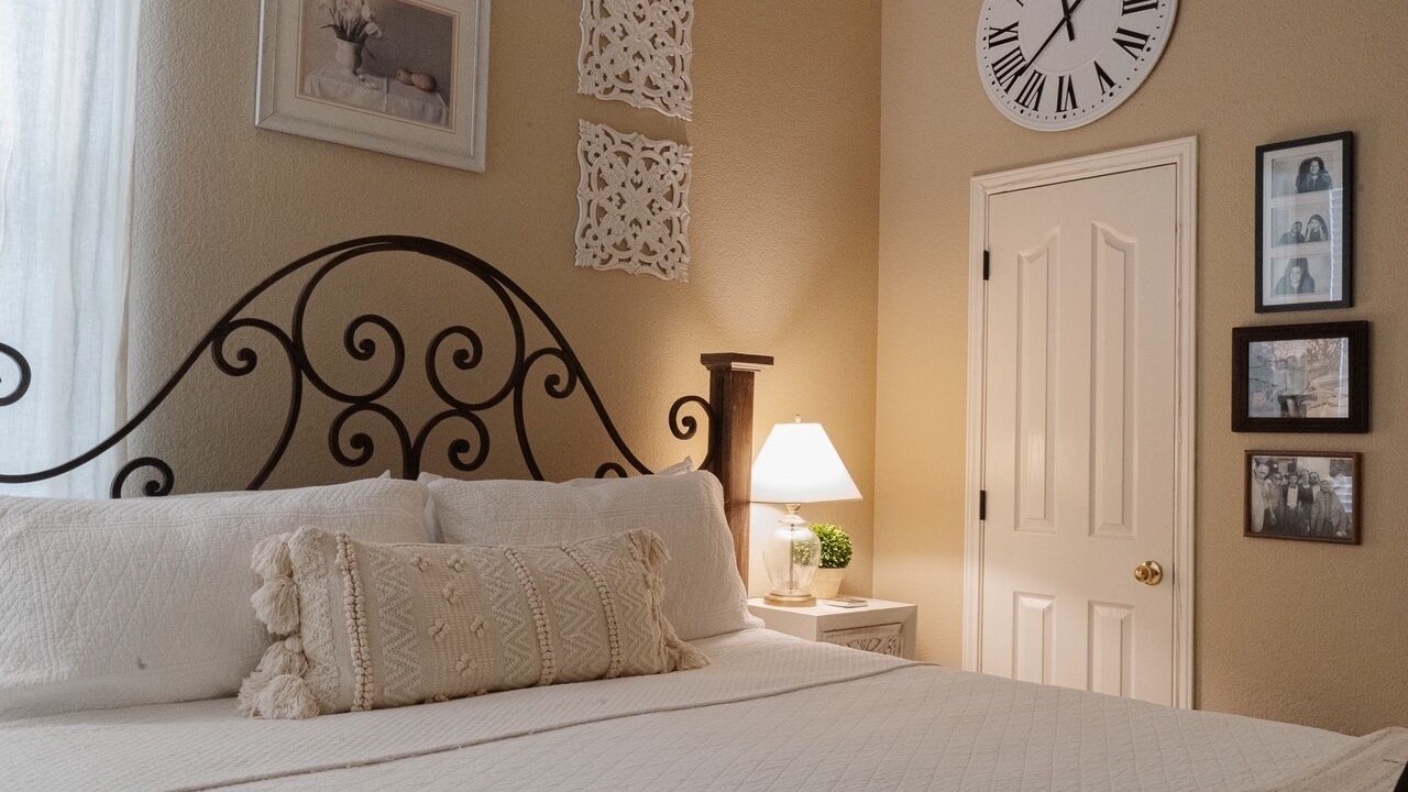 Photo of Bedroom in Kyle