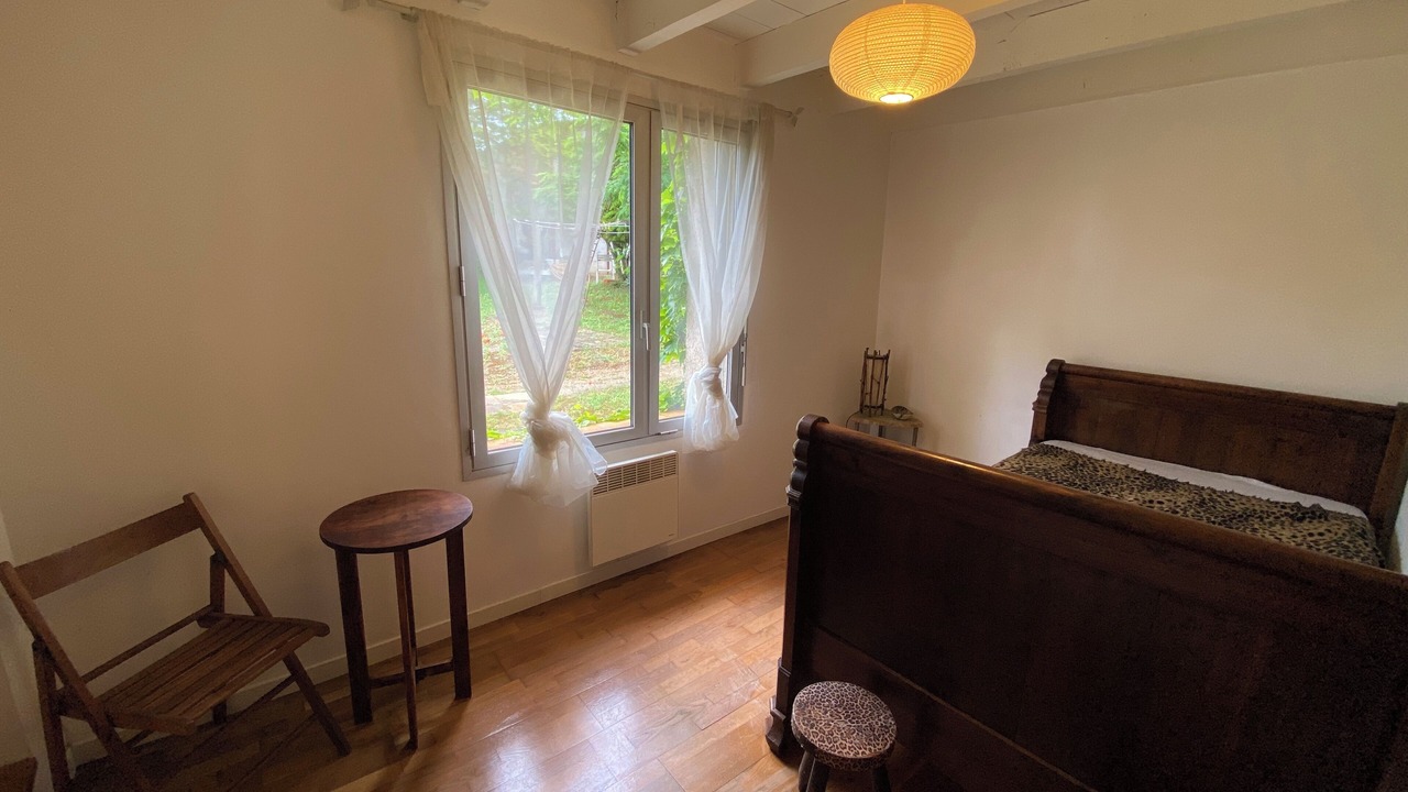 Photo of Bedroom in L'Honor-de-Cos